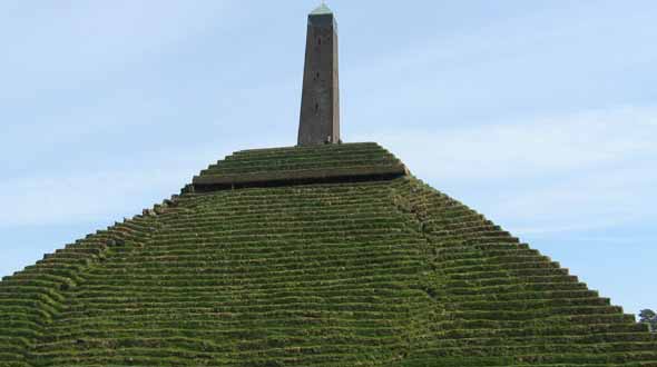 De Pyramide van Austerlitz